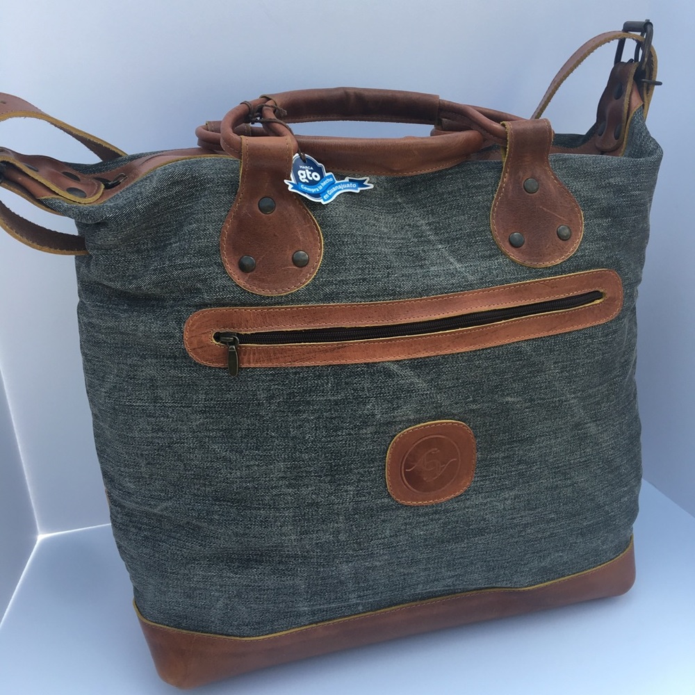 Weekend bag - Picture 2 of 8